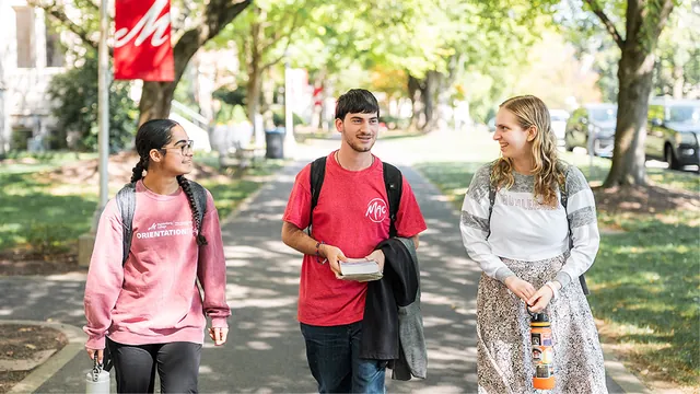 Aaron Schlossberg's image on the Muhlenberg College Admissions page